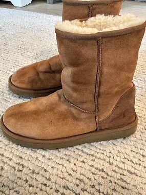 UGG Classic Short II Boot Brown US M7